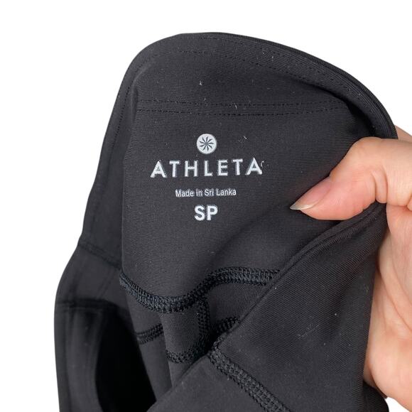 Athleta Black Stealth Sculptex Trucool Perforated Capri Leggings SZ SP - Picture 11 of 11